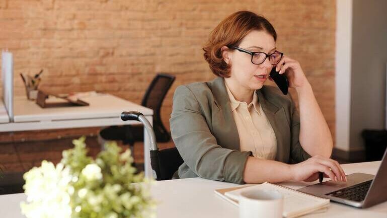 Staying in Touch With Those in Your Real Estate Sphere of Influence