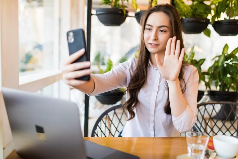 Use a Real Estate Assistant for Social Media Marketing