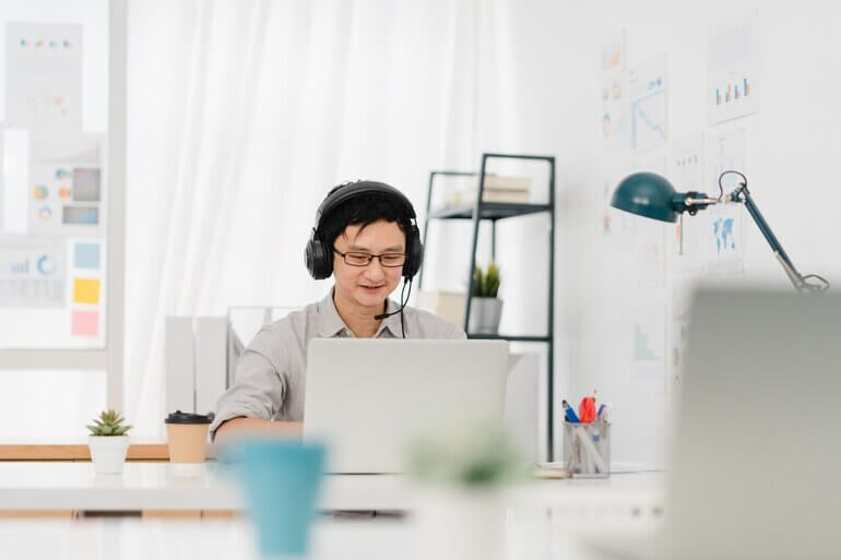 what is a transaction broker in real estate