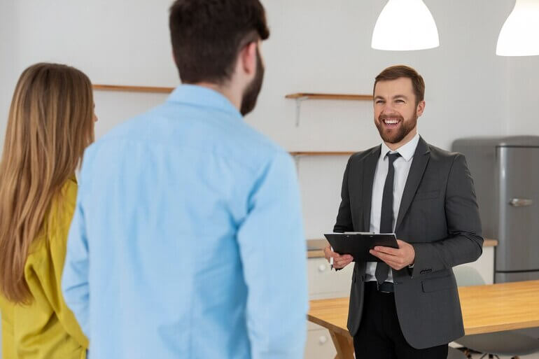 Best Chicago Real Estate Agents for 2025