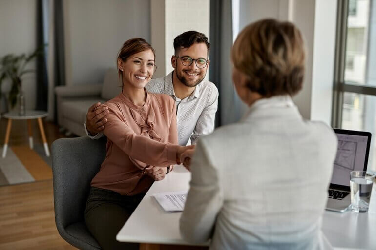 how to close a real estate deal