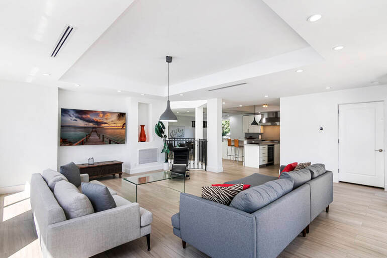 AI Real Estate Photo Editing by PhotoUp