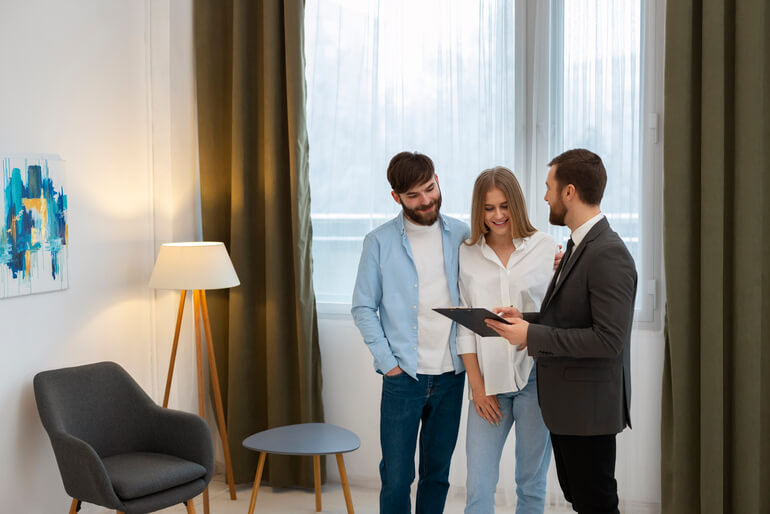 3. A Closing Process That Reflects a Refined, Luxury Experience